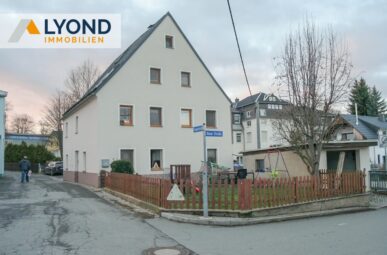Außenansicht/Garage