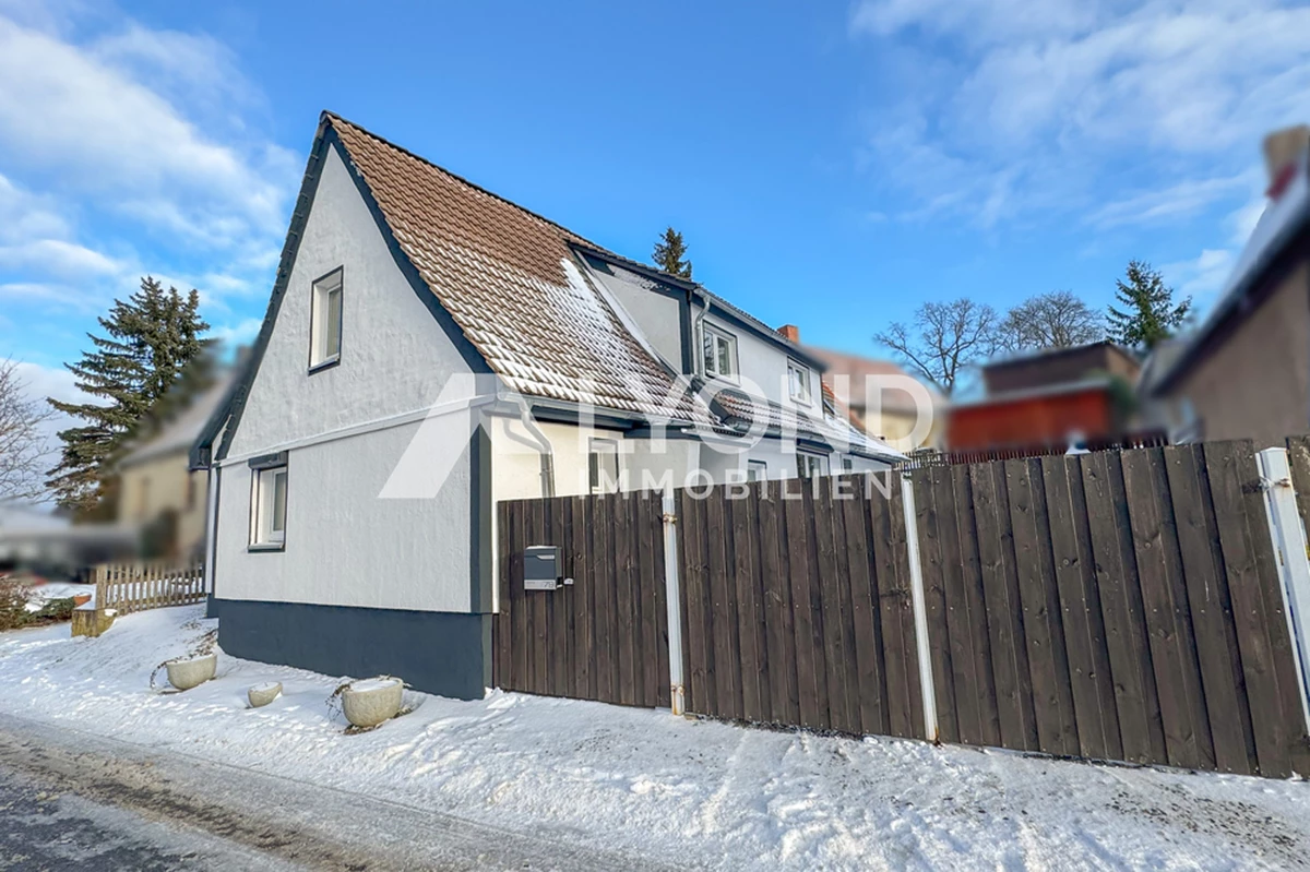 Hausansicht Winter