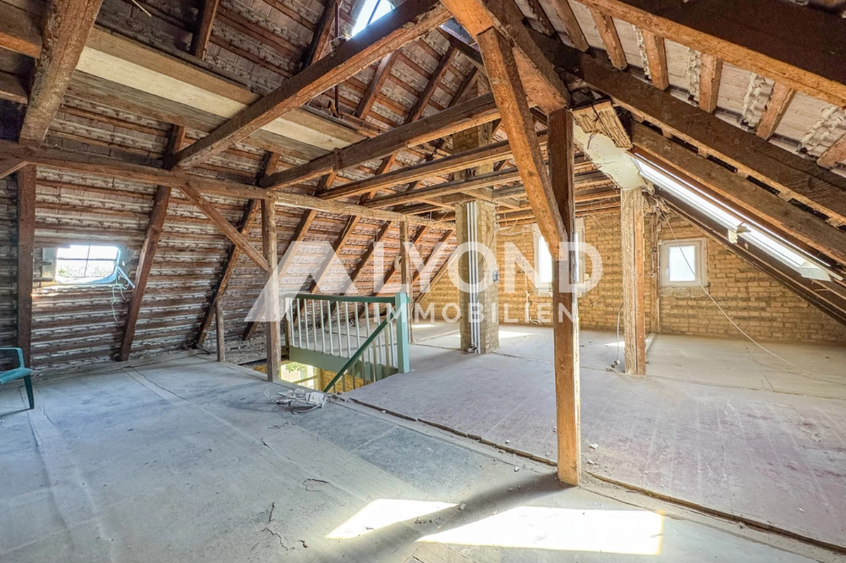 Dachboden/Ausbaureserve