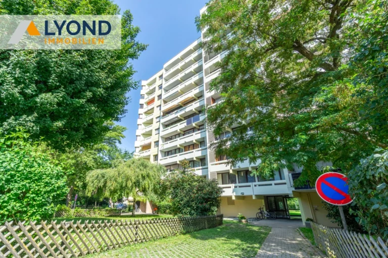 Großzügige 4-Zimmer-Wohnung mit Südbalkon & Weitblick in zentraler Lage von Crailsheim