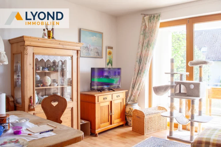 Exklusive 3-Raum-Etagenwohnung mit großzügigem Balkon und Stellplatz