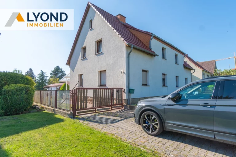 Handwerkerobjekt mit Potenzial! Doppelhaushälfte in Kaisershagen!