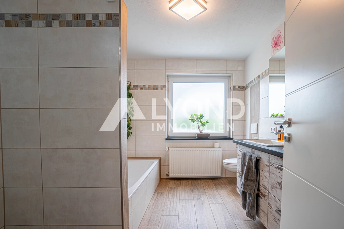 Badezimmer EG