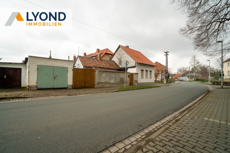 Straßenansicht