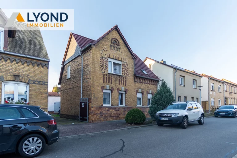 Charmantes Klinkerhaus mit 7 Zimmern in bester Lage