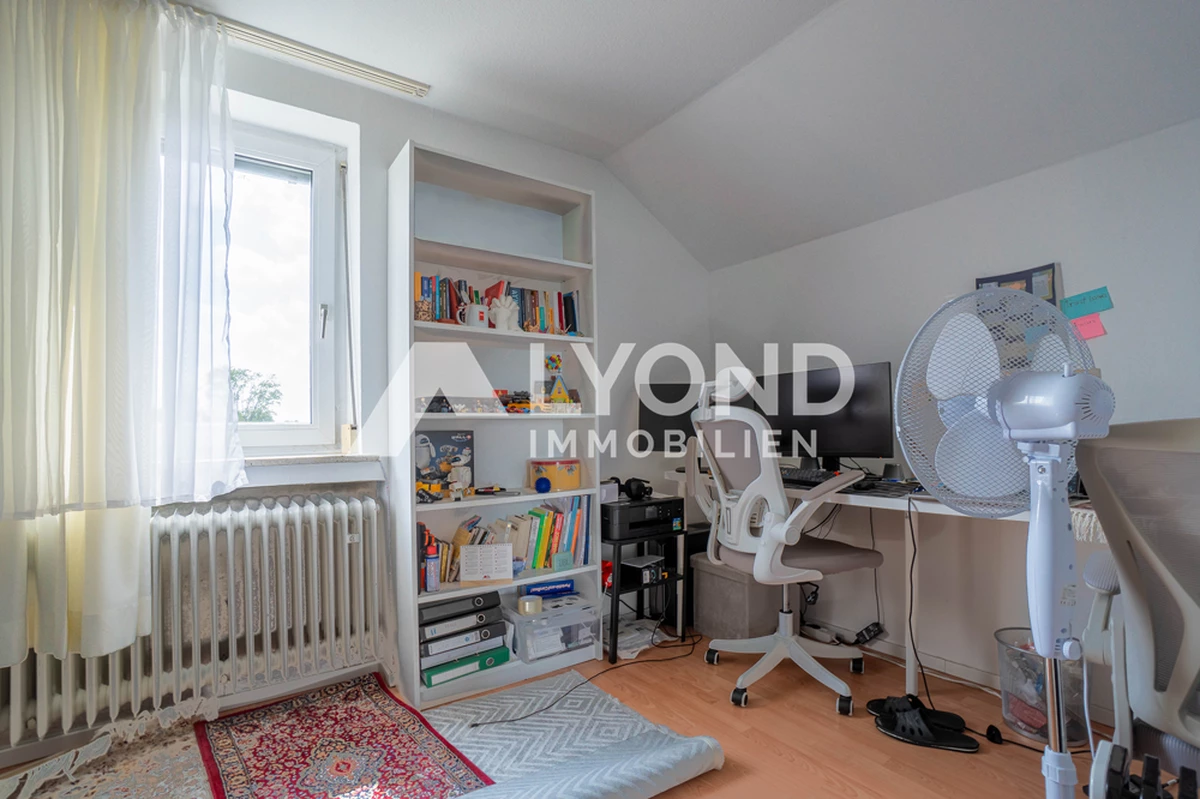 Schlafzimmer DG