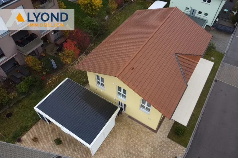 Dieses neuwertige Einfamilienhaus Bj. 2021 mit Einliegerwohnung sucht Sie als neuen Eigentümer!