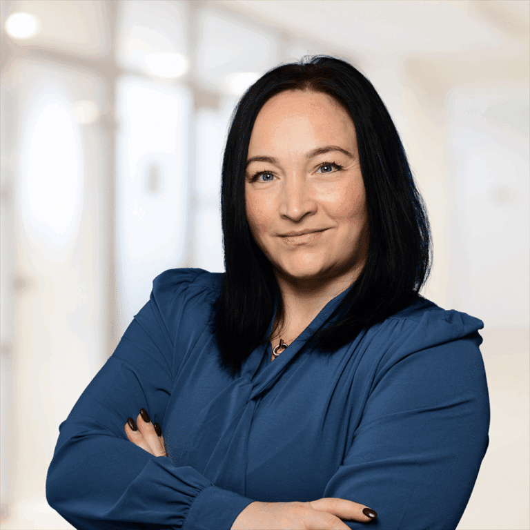 Office blur - Kristin Nimmow