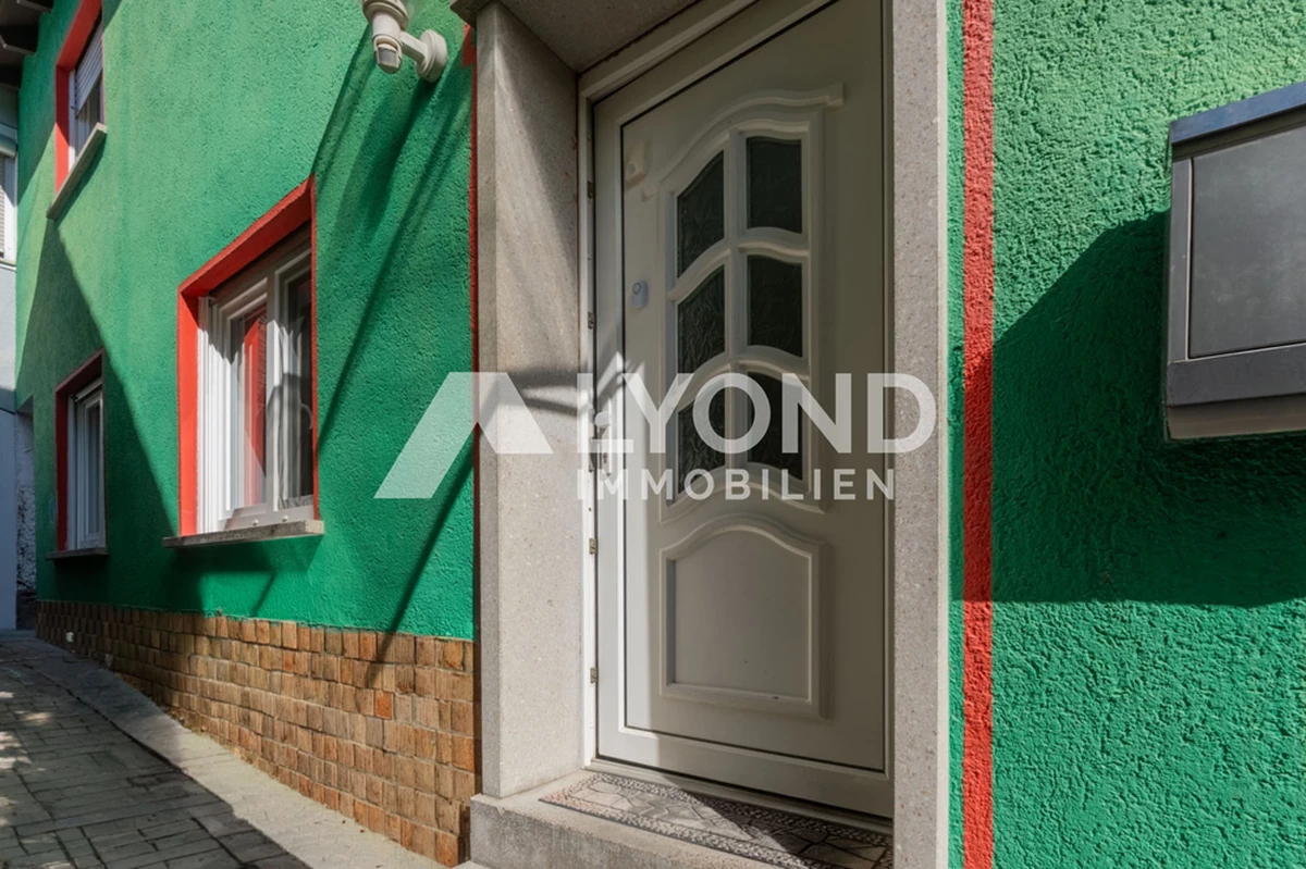 Eingangsbereich vor dem Haus