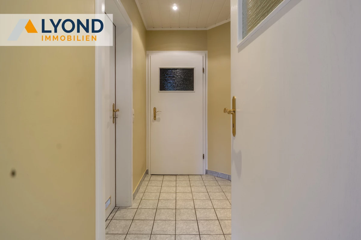 Flur / Zugang Hauswirtschaftsraum Erdgeschoss