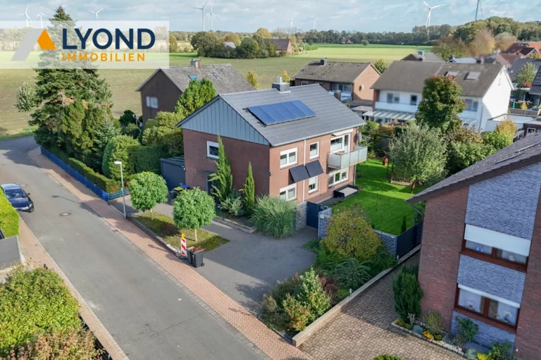 Kernsaniertes modernes Zweifamilienhaus mit Wintergarten & Ausbaureserve in Bocholt-Spork