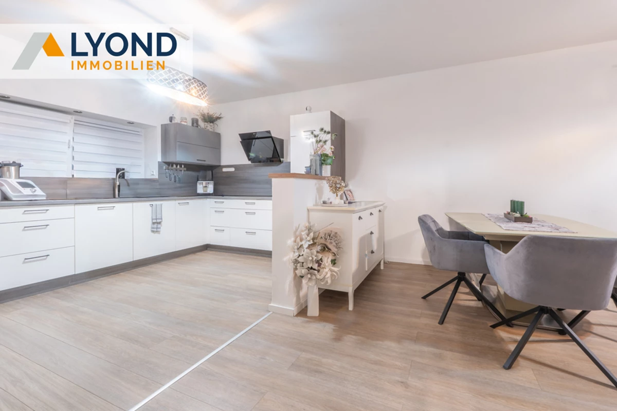 EG Wohnung Küche offen