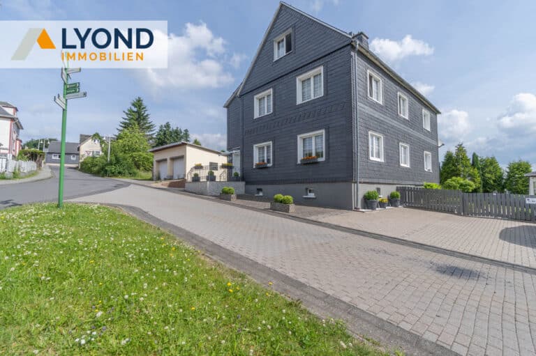 Einmalige Gelegenheit! Wunderschönes Ein-Zweifamilienhaus  mitten im Kurbereich von Masserberg