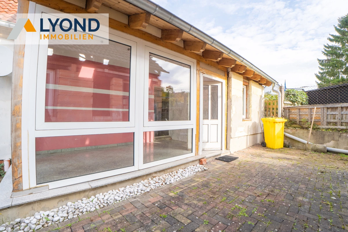 Wintergarten mit Innenhof EG