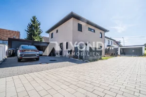 Dieses neuwertiges und modernes Einfamilienhaus sucht Sie als neuen Eigentümer!